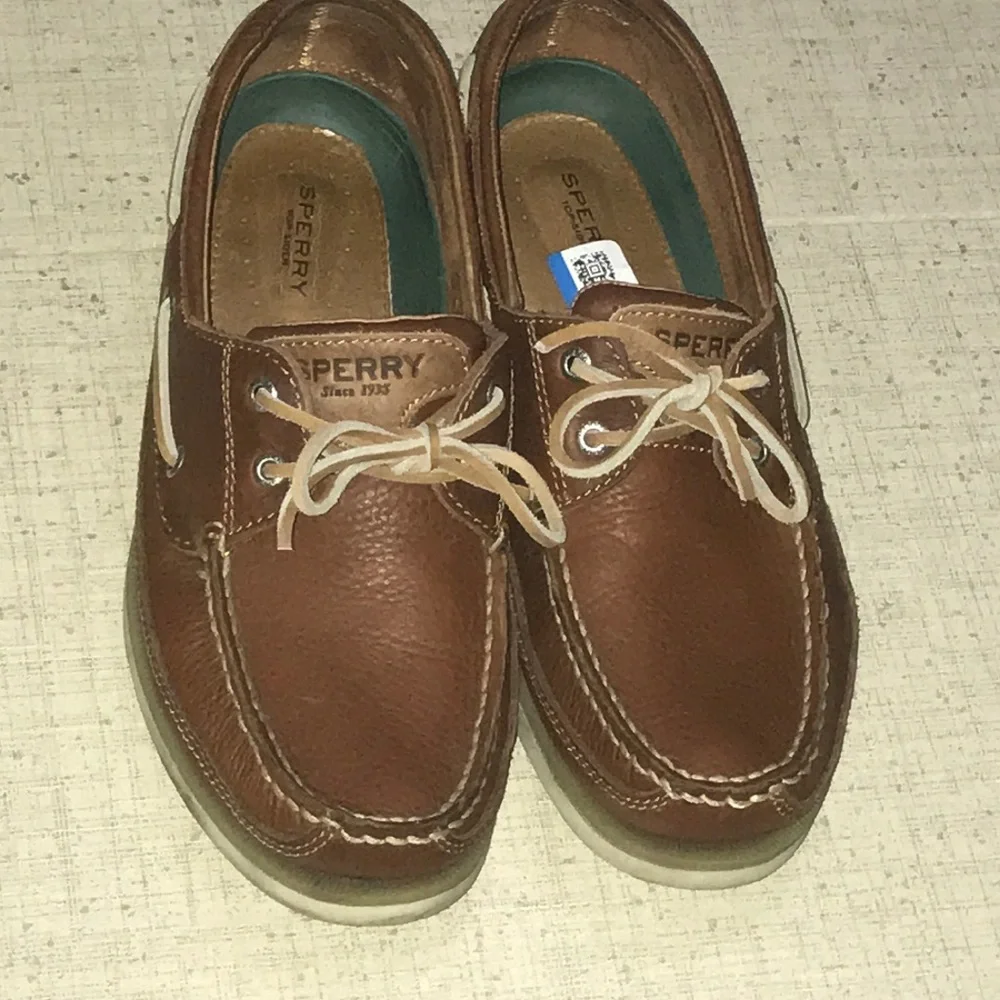 - Sperry Men’s shoes in brown leather boat style vintage
